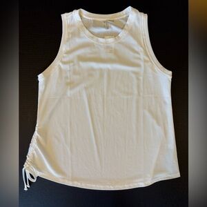 Live Well Active white athletic tank top size 14/15W NWT